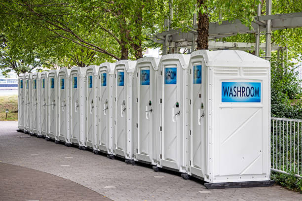Best Portable restroom trailer rental  in Woodbine, IA